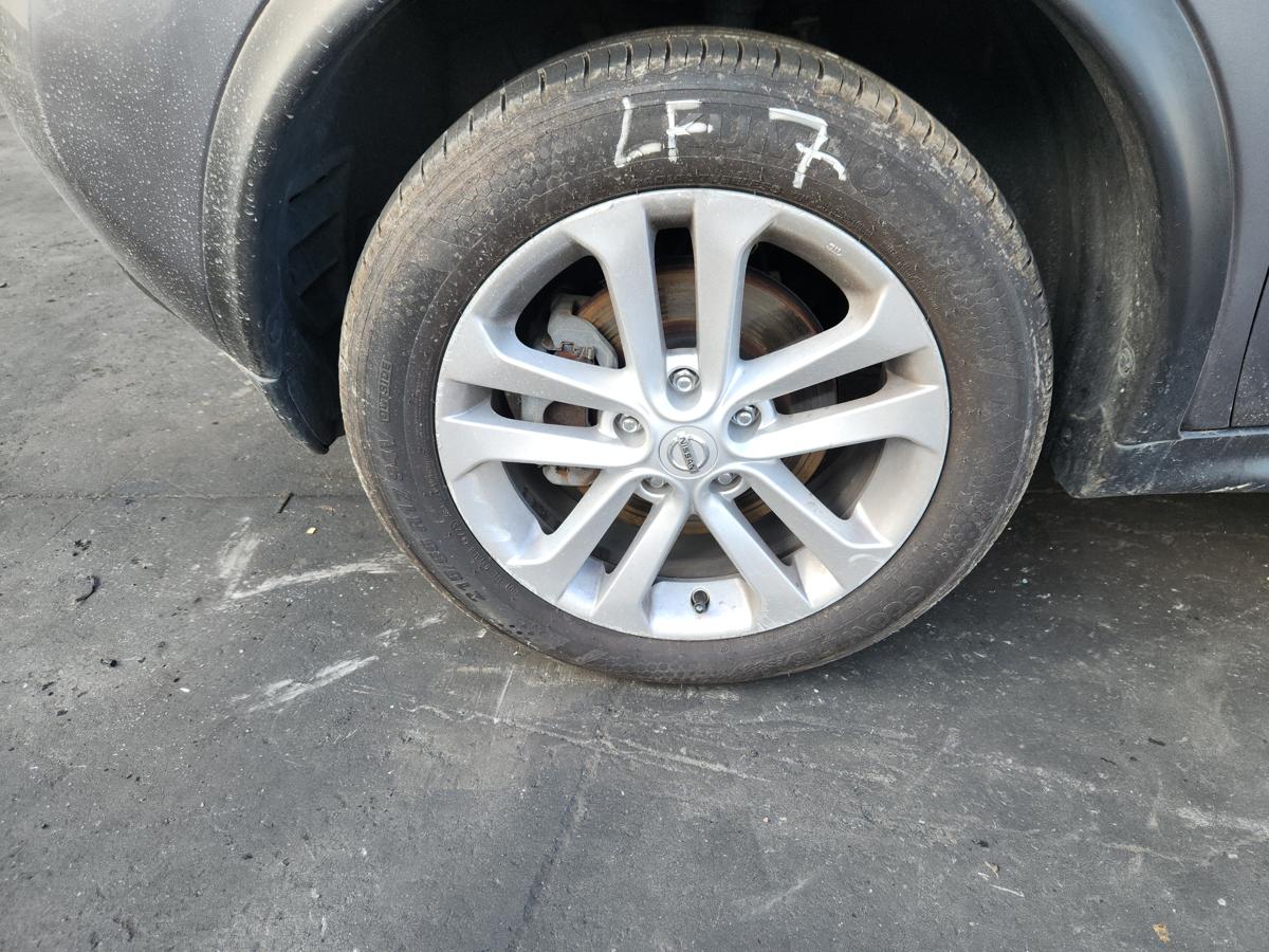 1000955192-Wheel Alloy Left Front