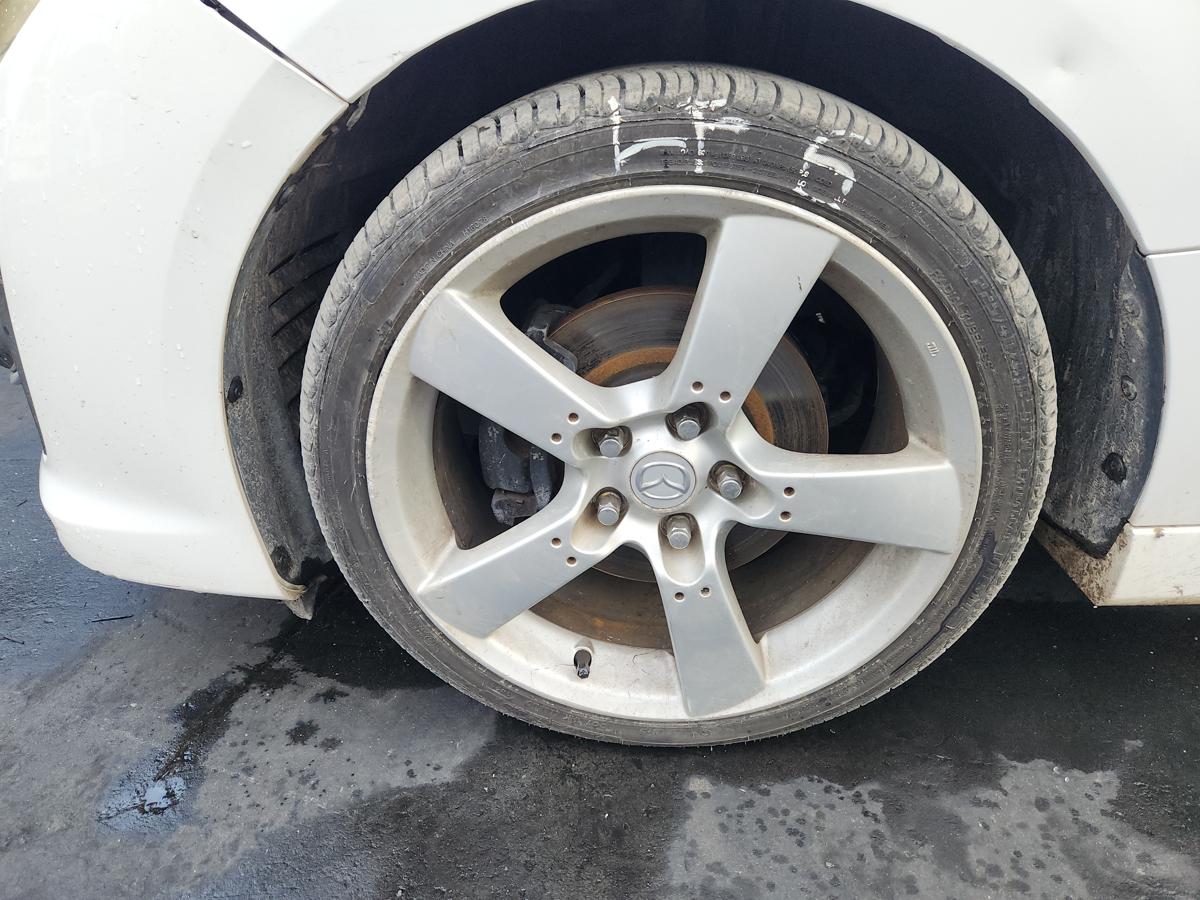 1000934748-Wheel Alloy Left Front