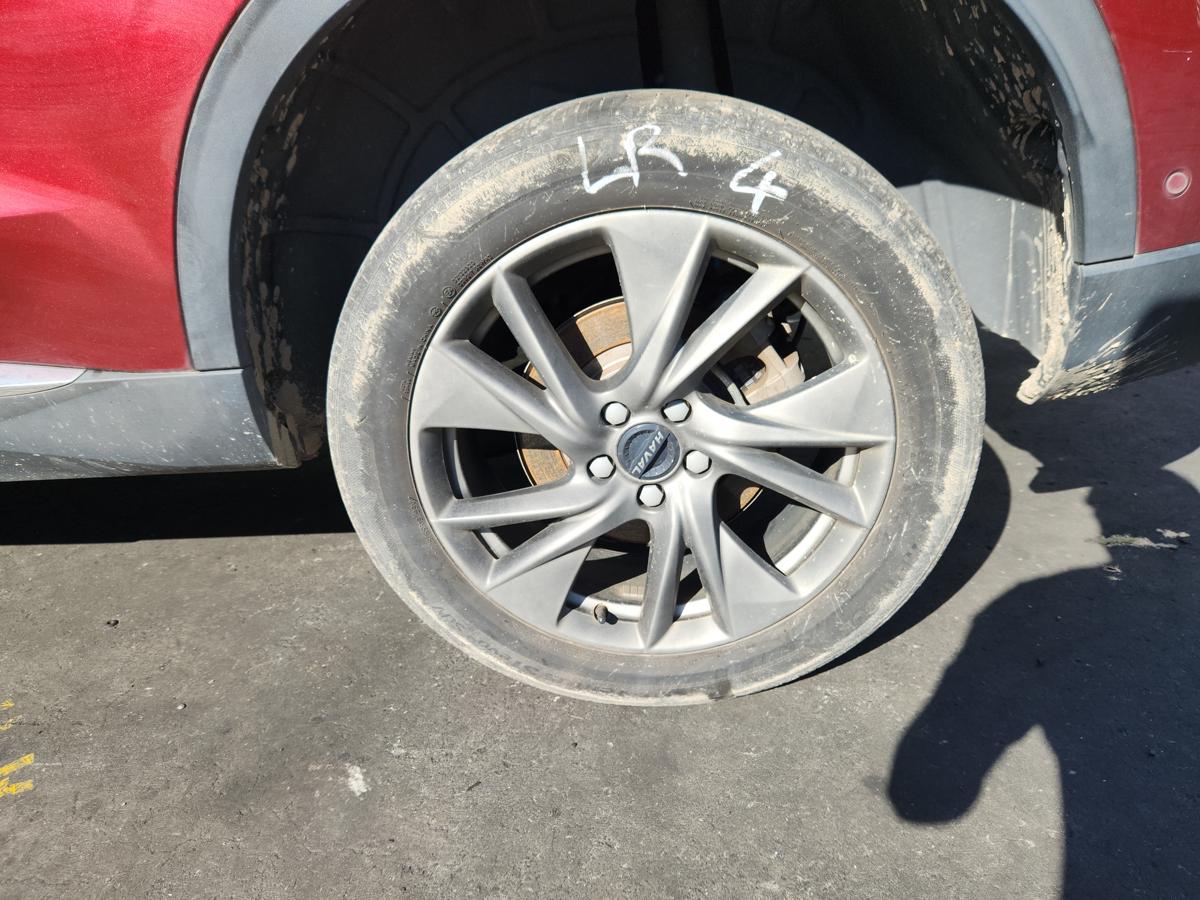 1000939623-Wheel Alloy Left Rear