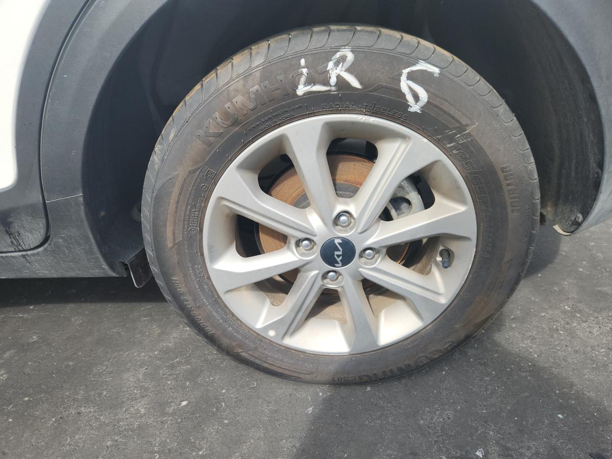 1000942566-Wheel Alloy Left Rear