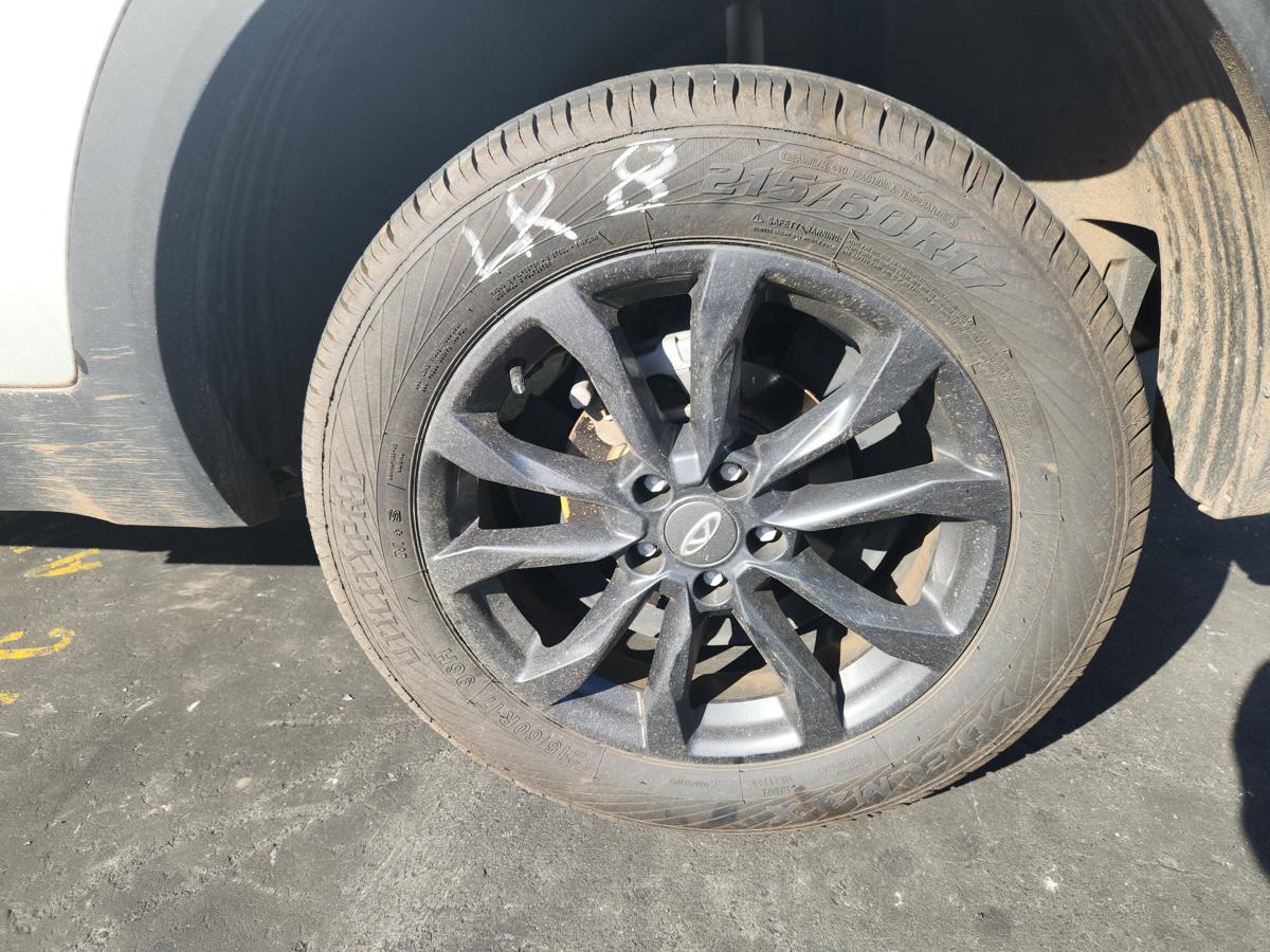 1000943868-Wheel Alloy Left Rear