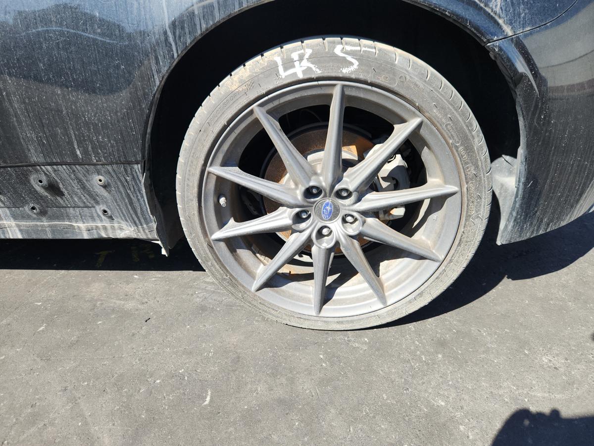 1000950824-Wheel Alloy Left Rear