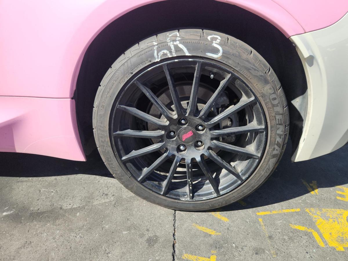 1000902275-Wheel Alloy Left Rear