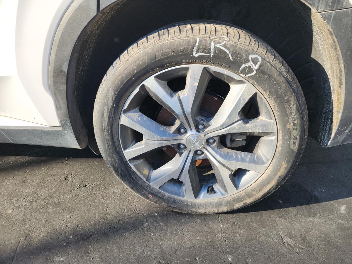 1000953821-Wheel Alloy Left Rear