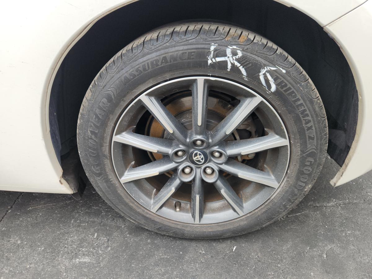 1000956970-Wheel Alloy Left Rear