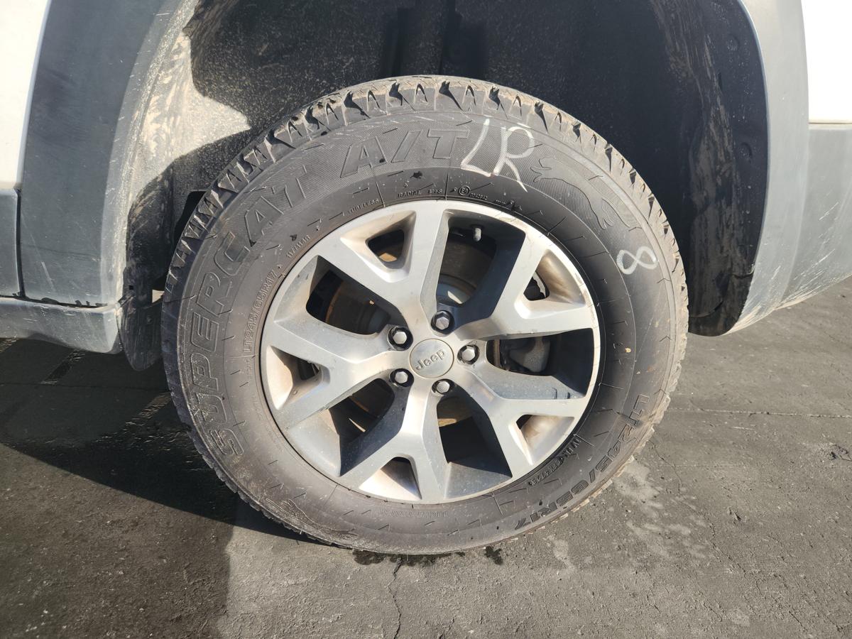 1000932626-Wheel Alloy Left Rear