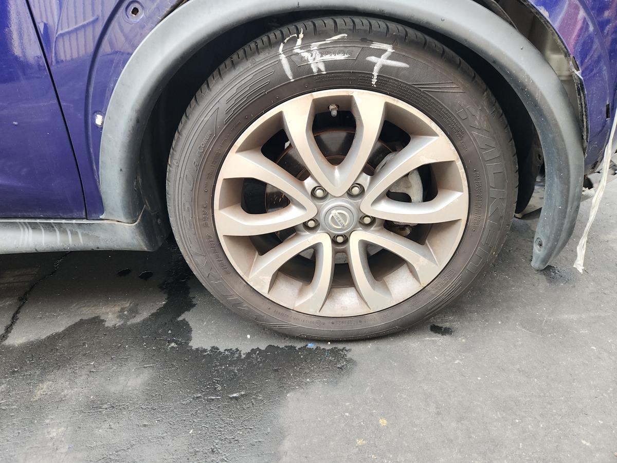 1000934995-Wheel Alloy Right Front