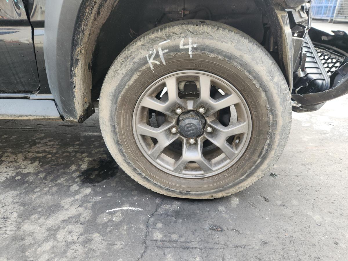 1000945499-Wheel Alloy Right Front
