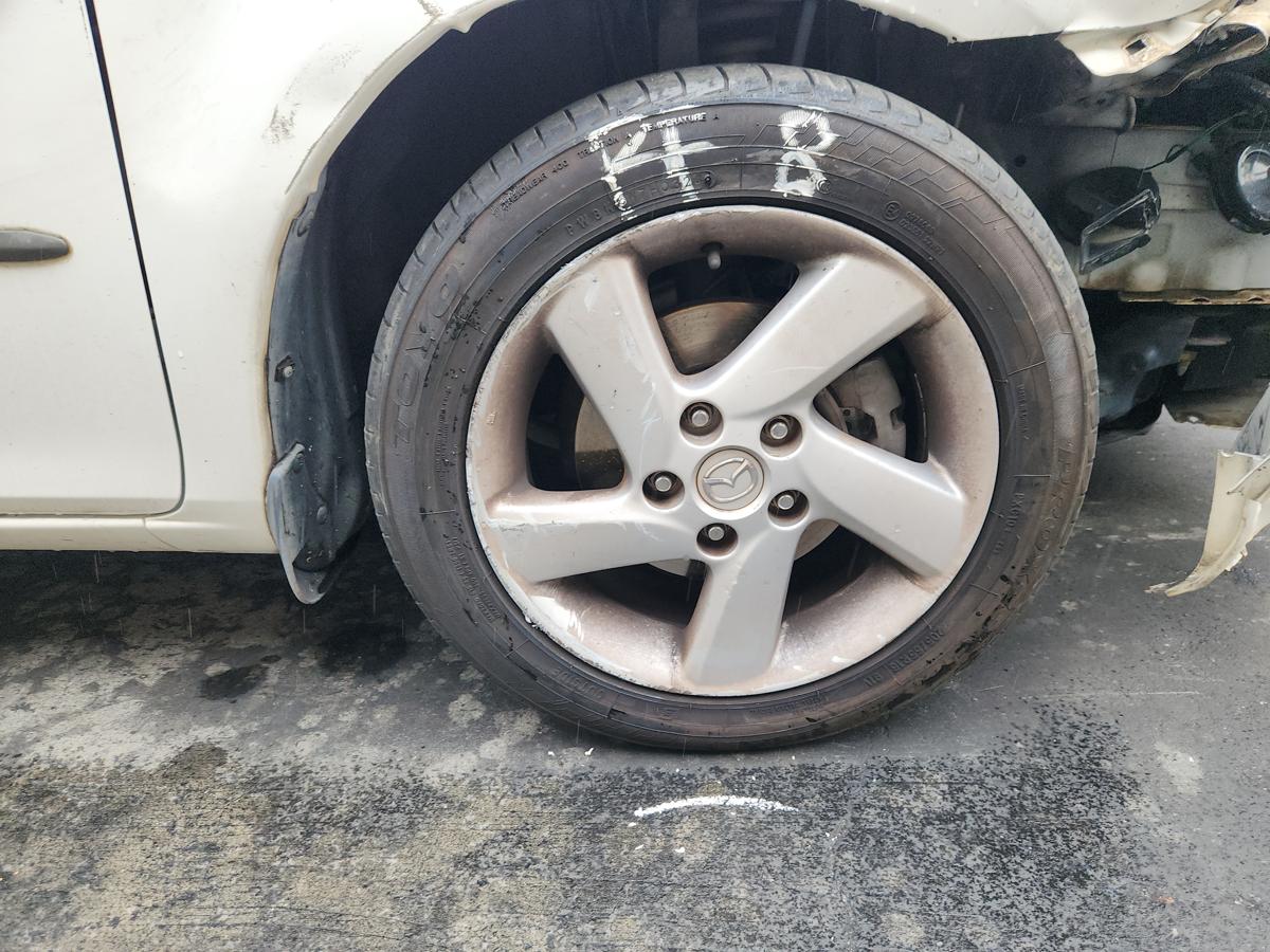1000944986-Wheel Alloy Right Front