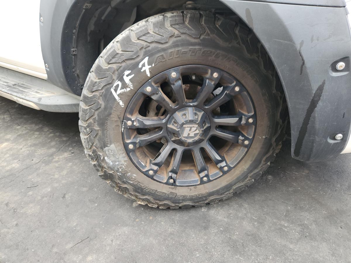 1000945368-Wheel Alloy Right Front
