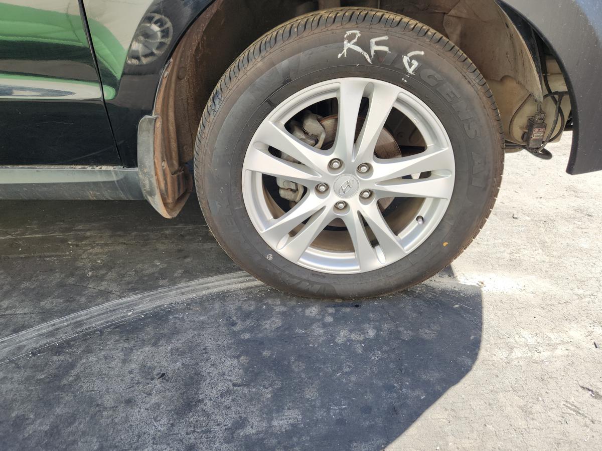 1000950706-Wheel Alloy Right Front