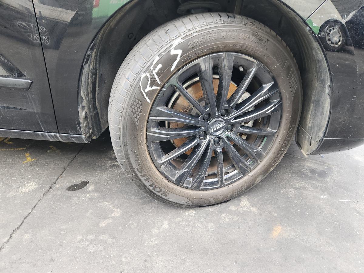 1000951590-Wheel Alloy Right Front