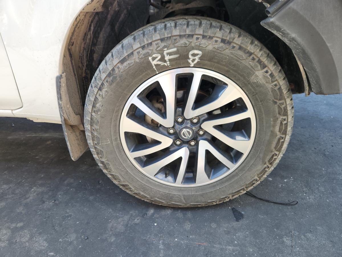 1000952292-Wheel Alloy Right Front
