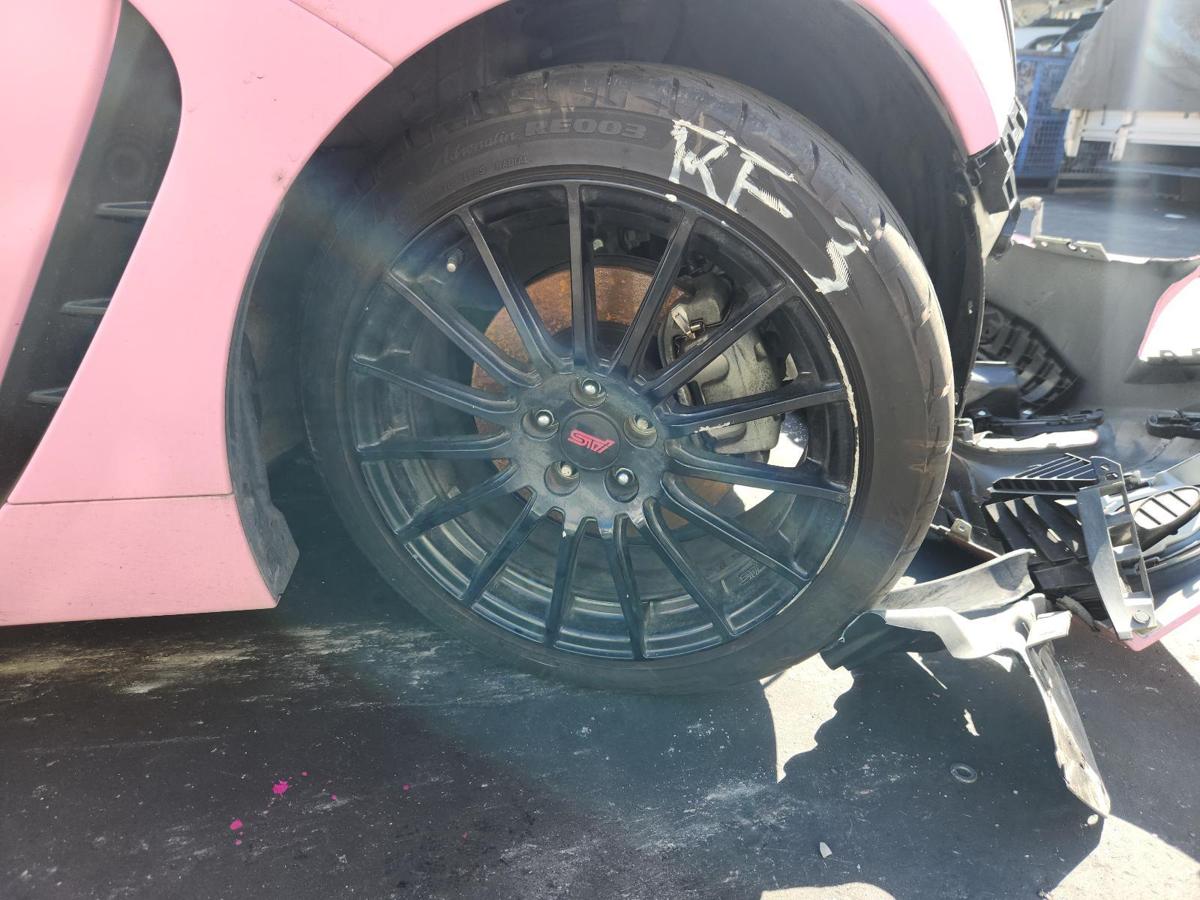 1000902274-Wheel Alloy Right Front