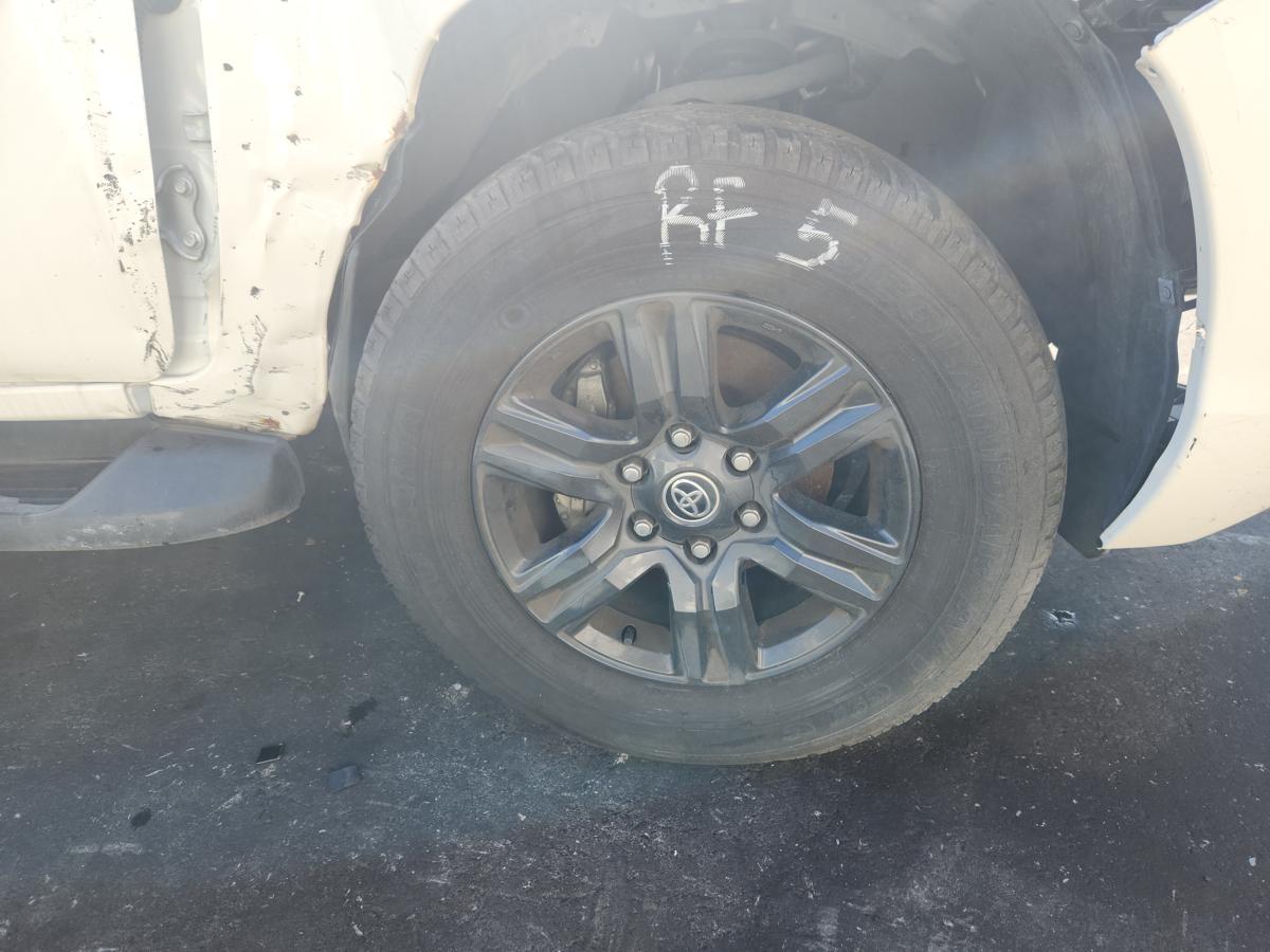 1000928169-Wheel Alloy Right Front