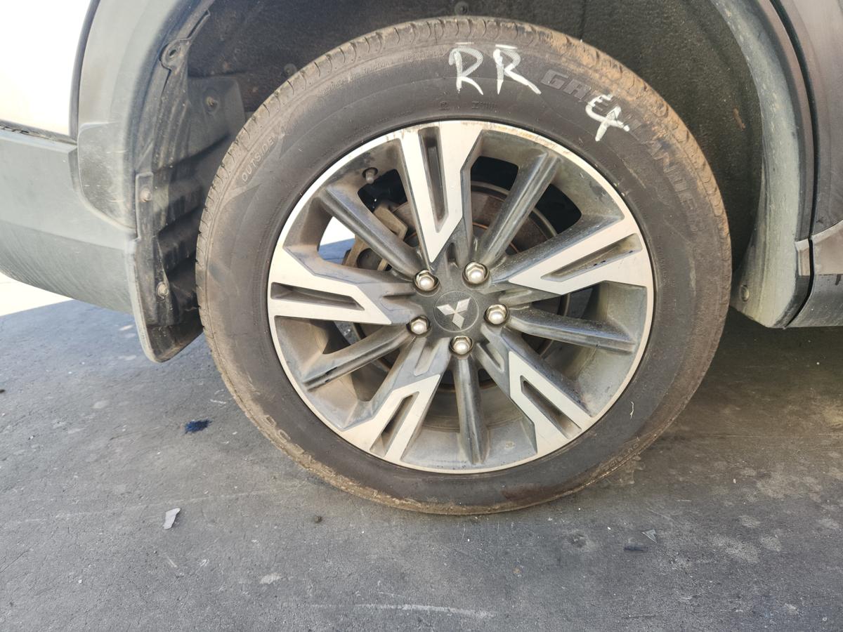 1000941413-Wheel Alloy Right Rear