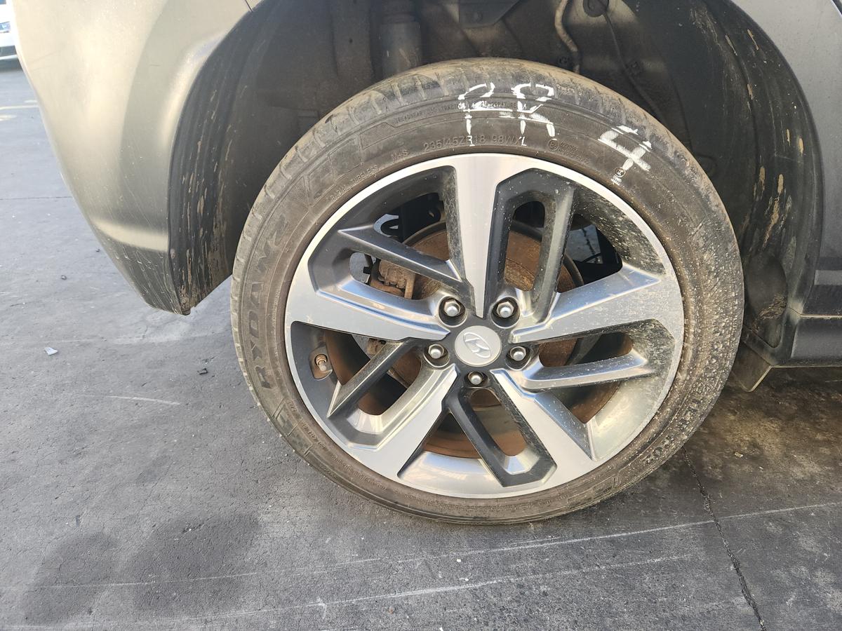 1000941274-Wheel Alloy Right Rear