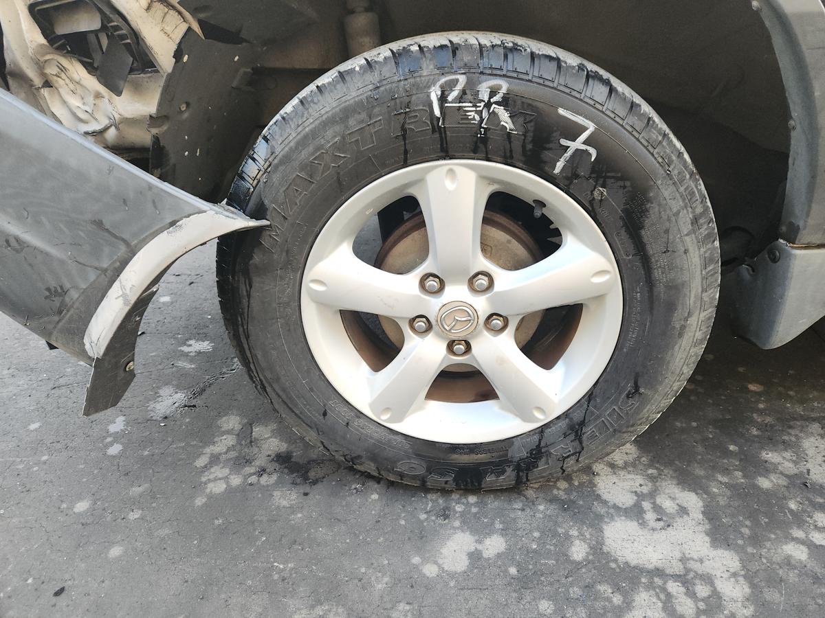 1000942680-Wheel Alloy Right Rear