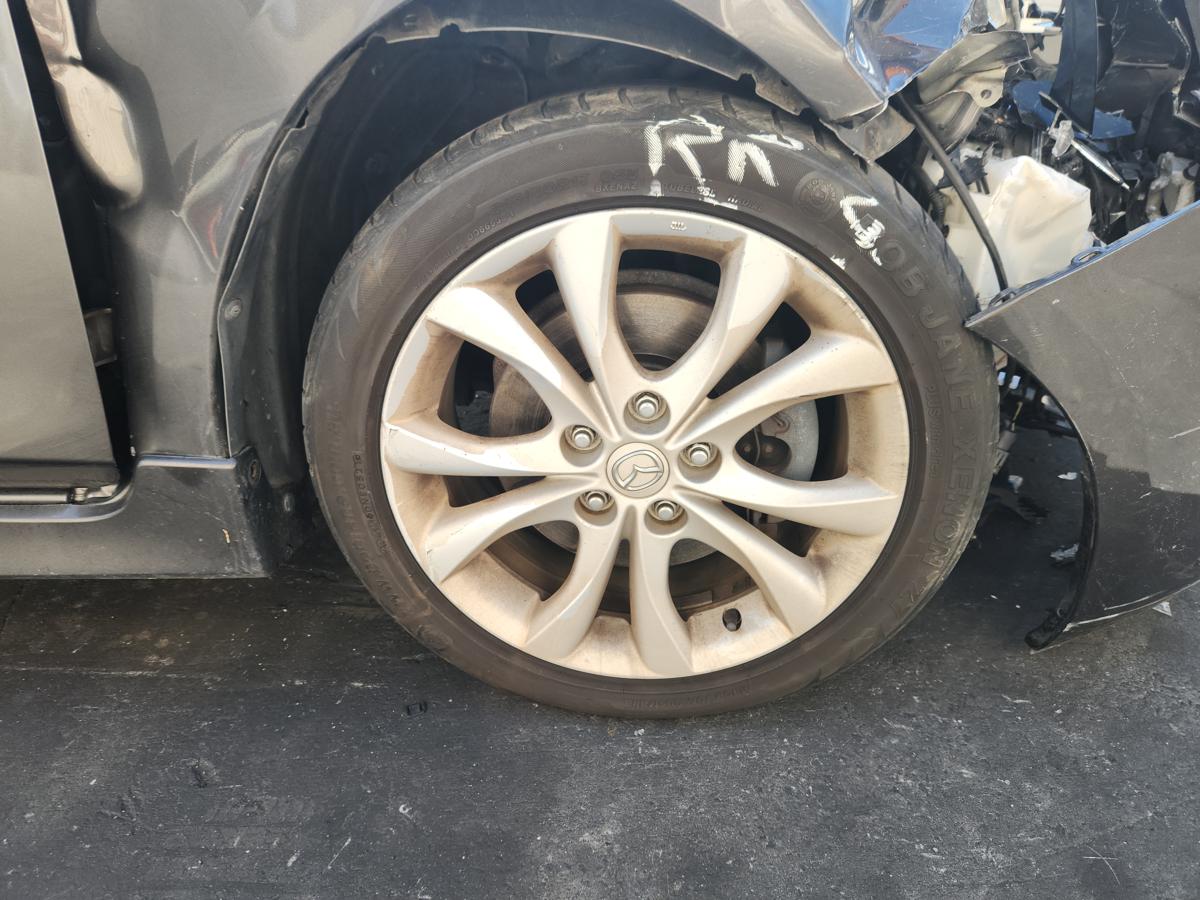 1000943958-Wheel Alloy Right Rear