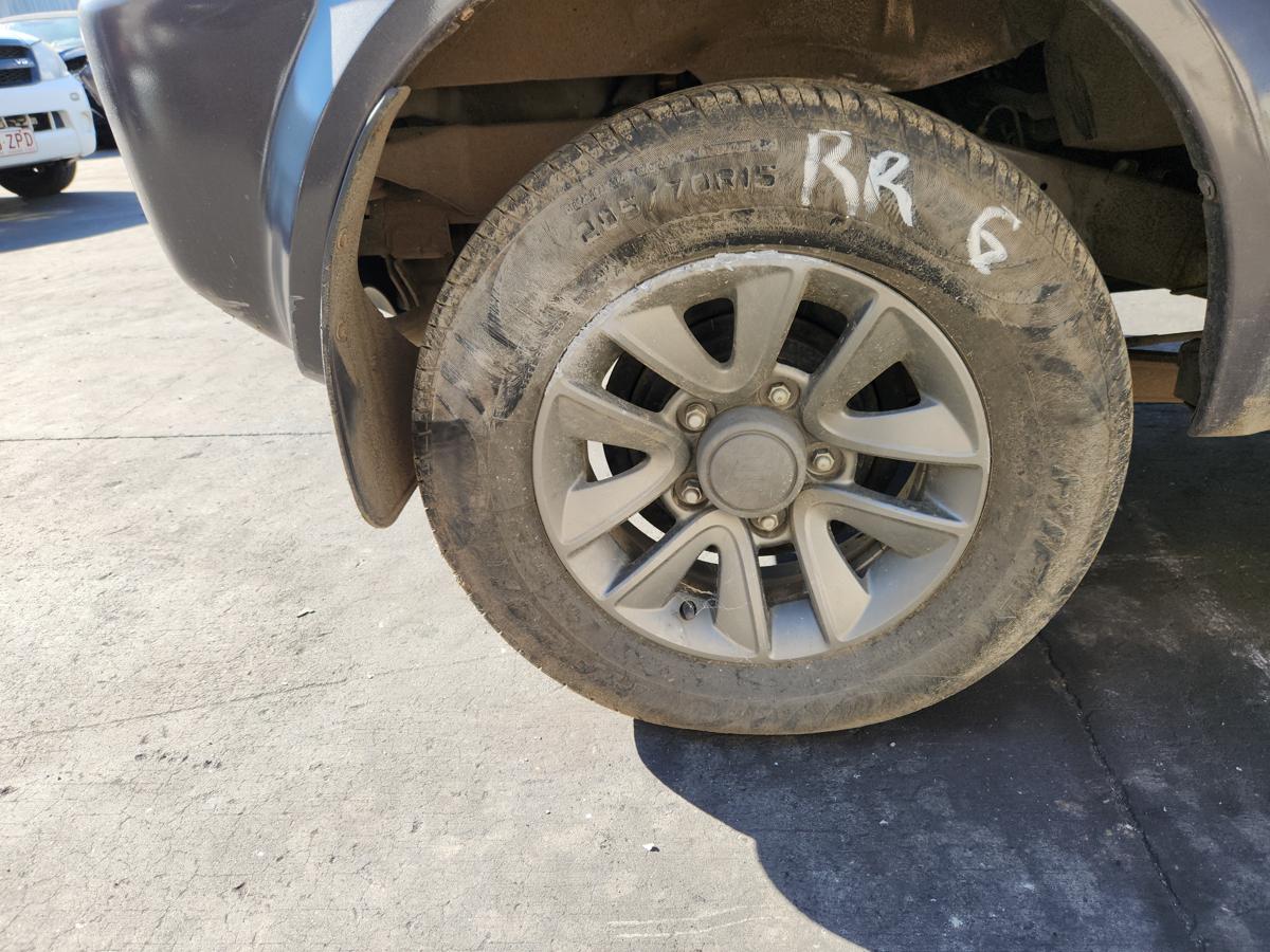 1000946374-Wheel Alloy Right Rear