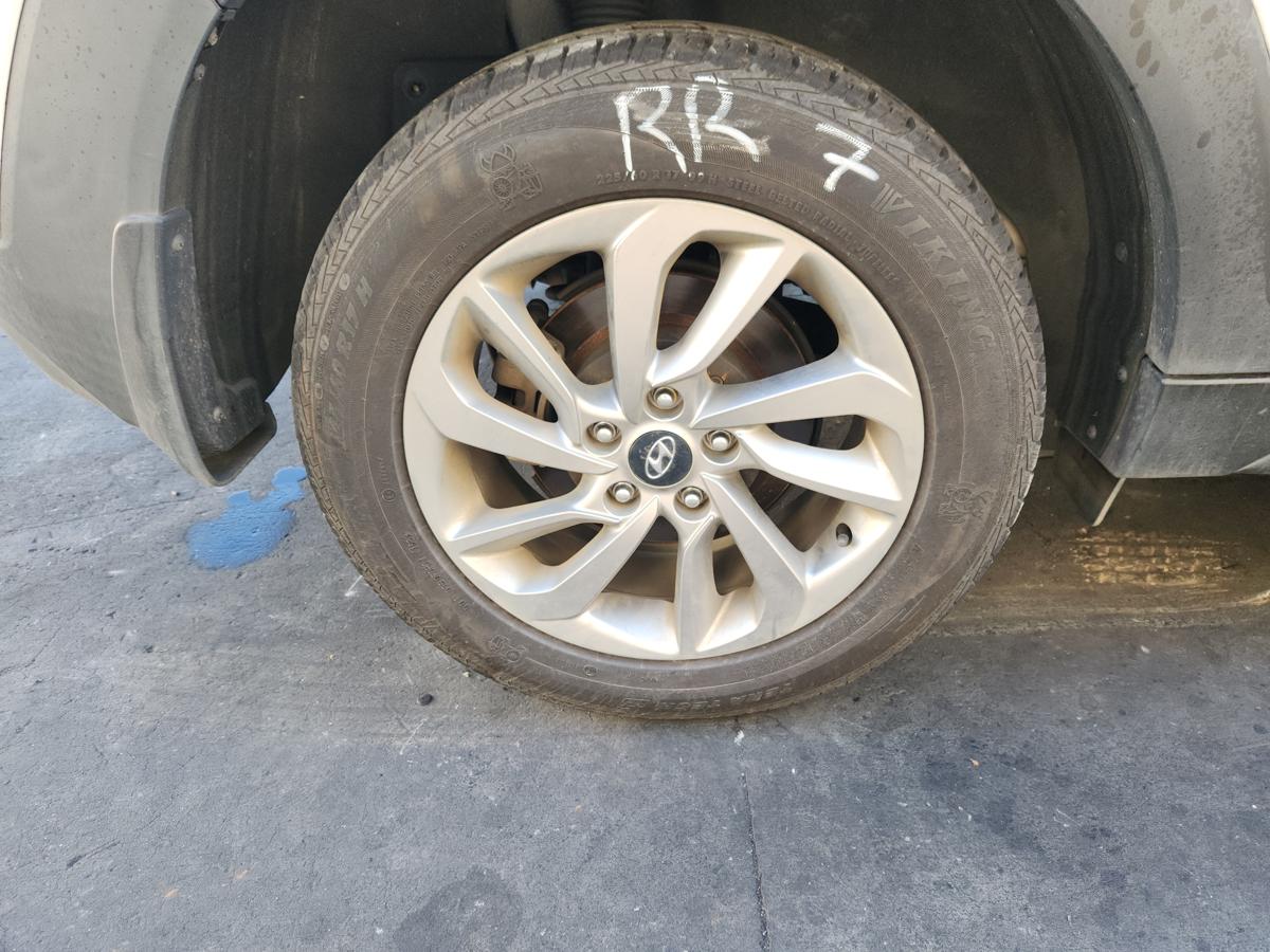 1000949665-Wheel Alloy Right Rear