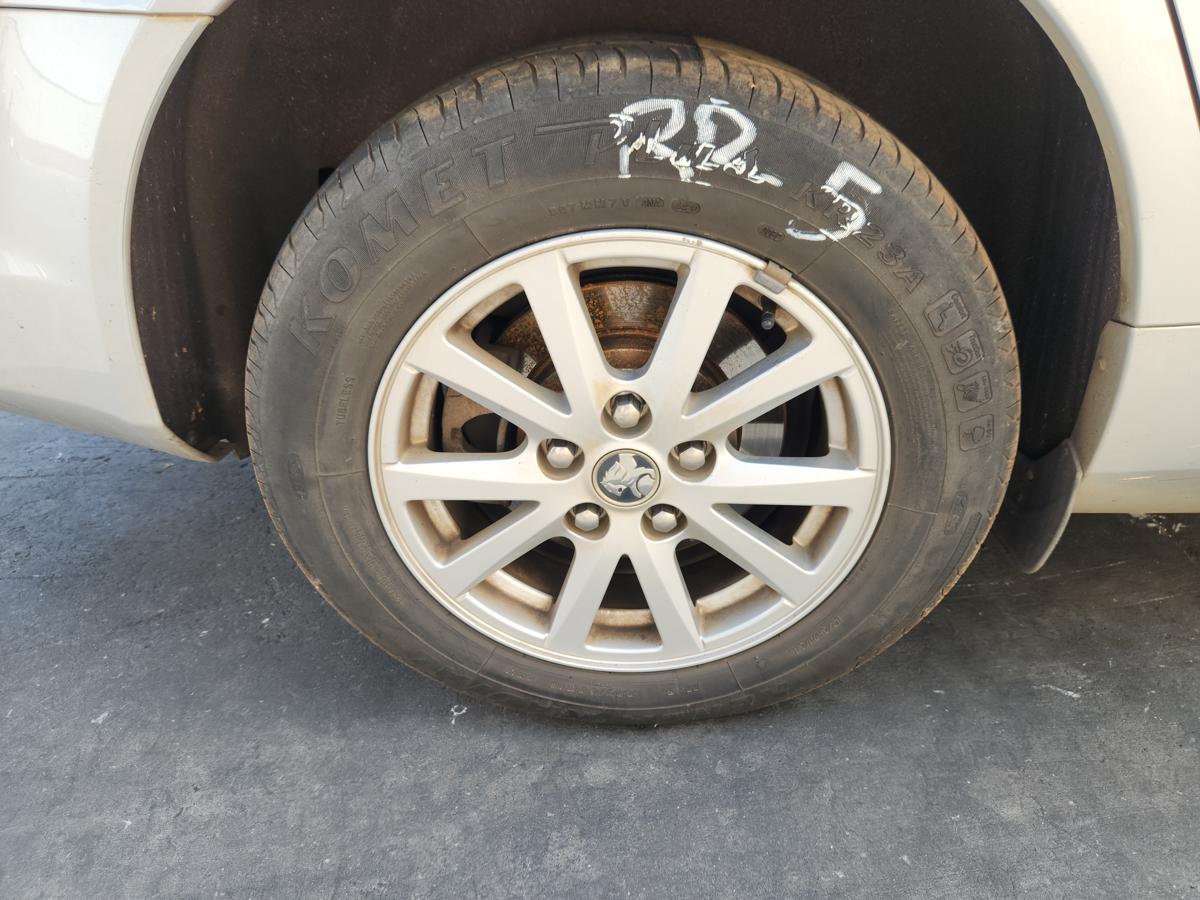 1000956258-Wheel Alloy Right Rear