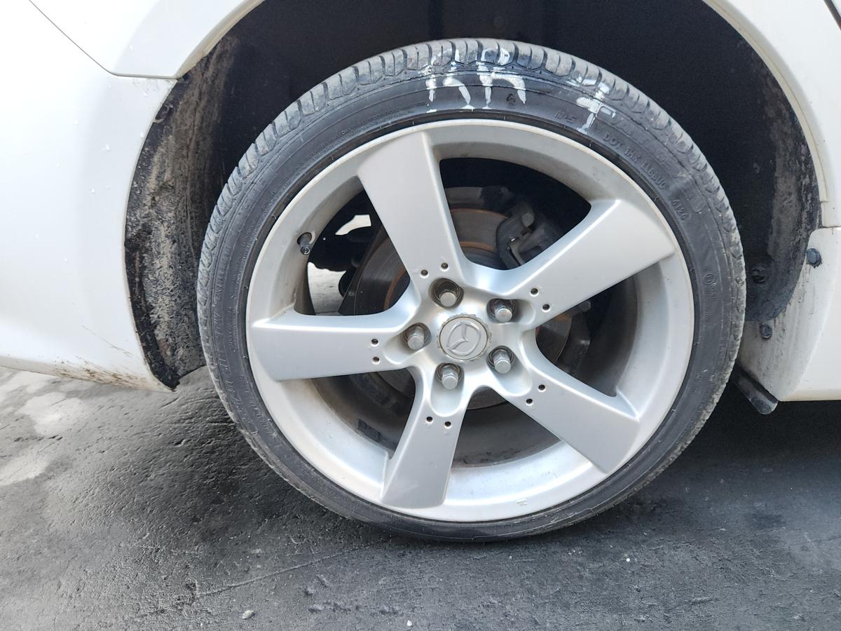 1000934704-Wheel Alloy Right Rear