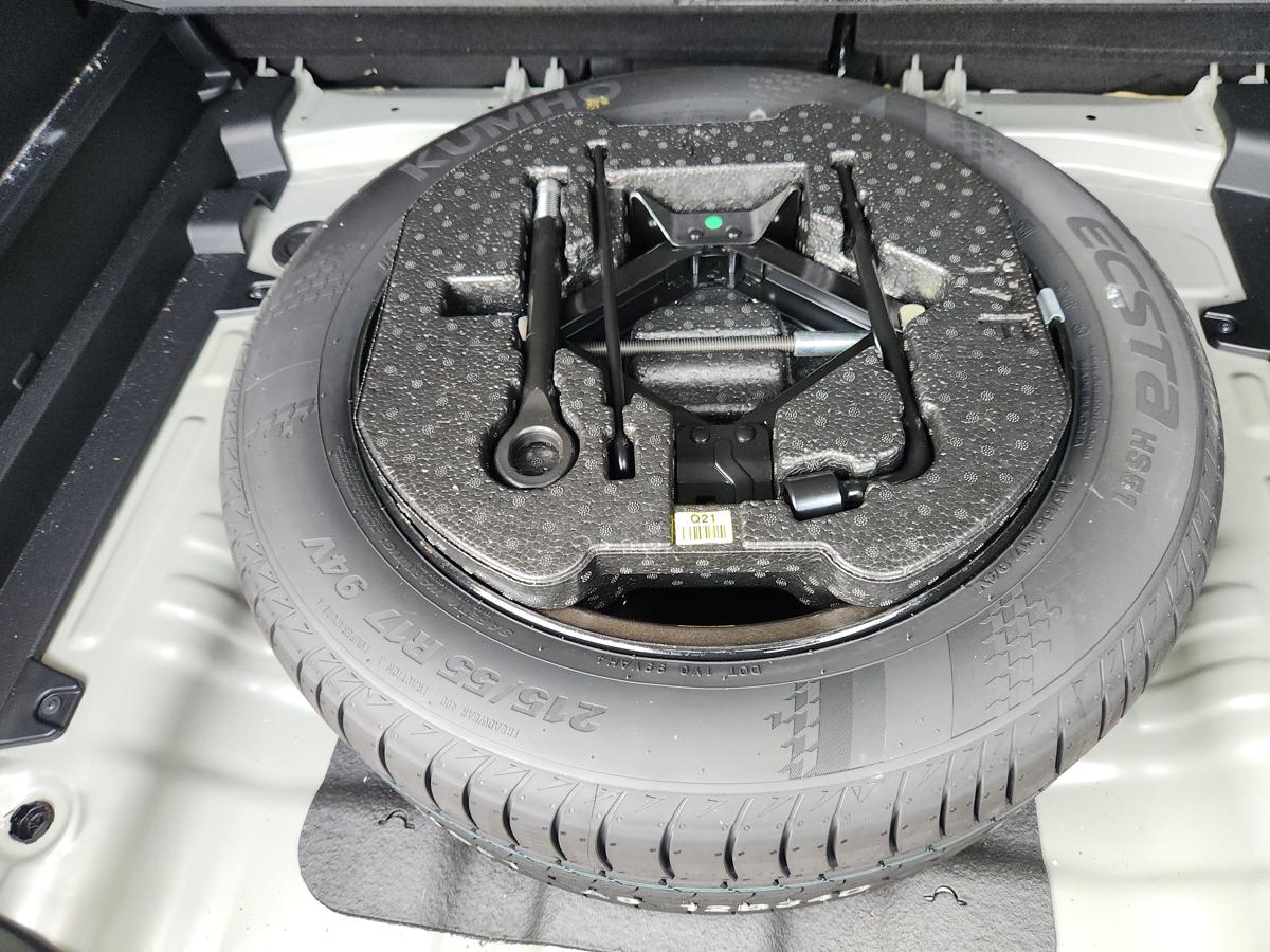 1000956553-Wheel Alloy Spare