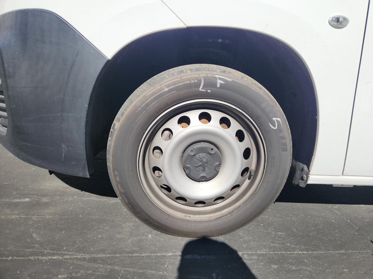 1000933348-Wheel Steel Left Front