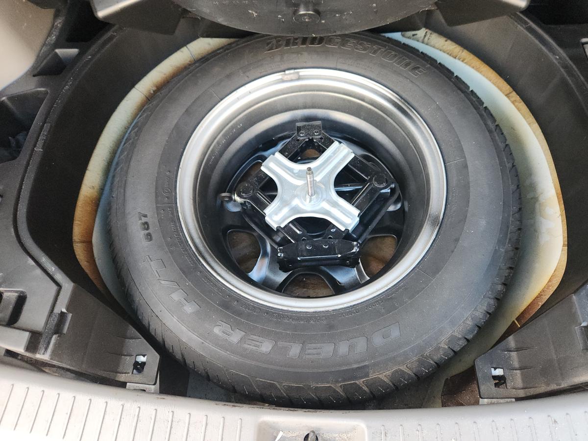 1000942681-Wheel Steel Spare