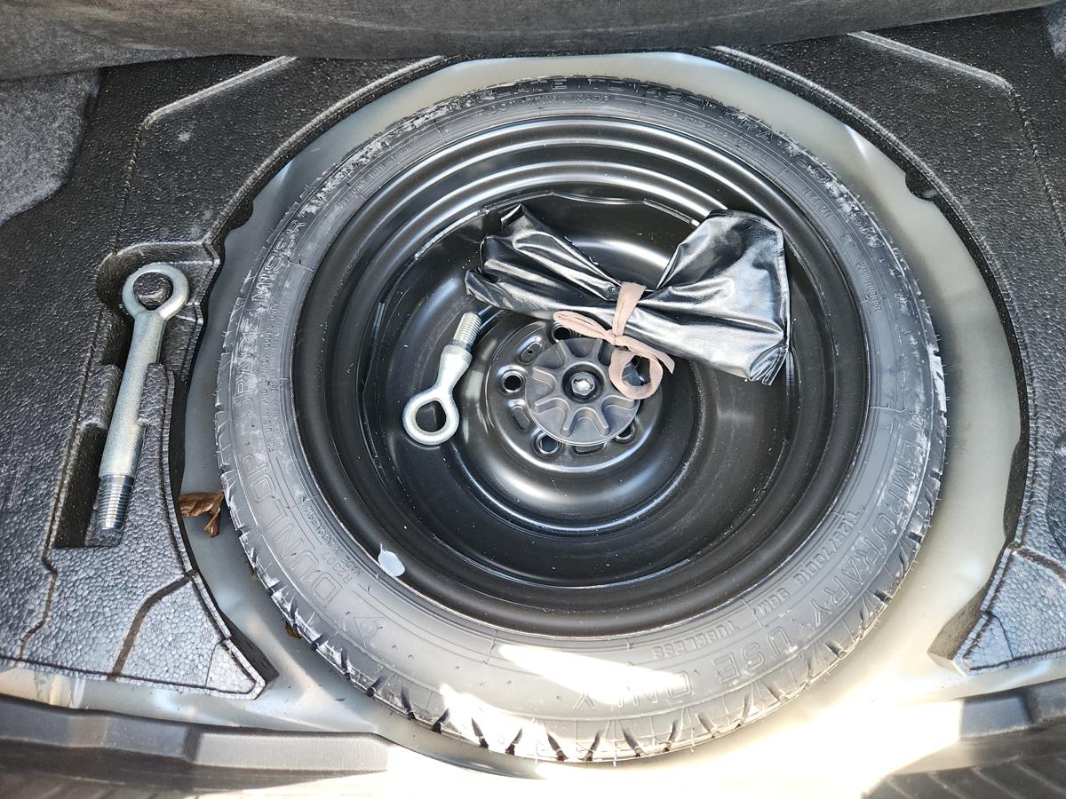 1000946485-Wheel Steel Spare