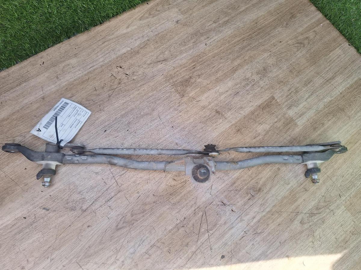 1000922529-Wiper Linkage Top