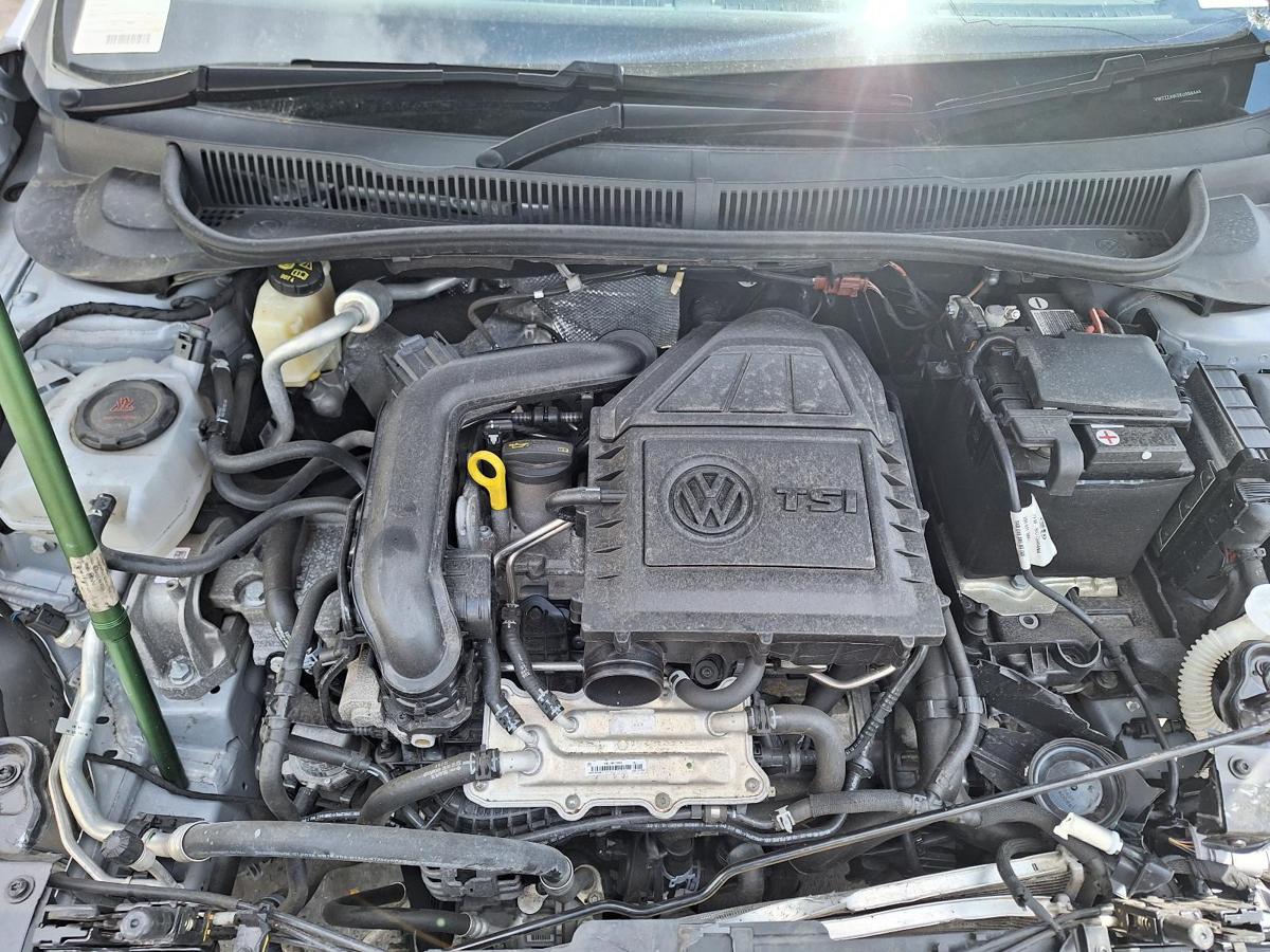 1000748886-part-image