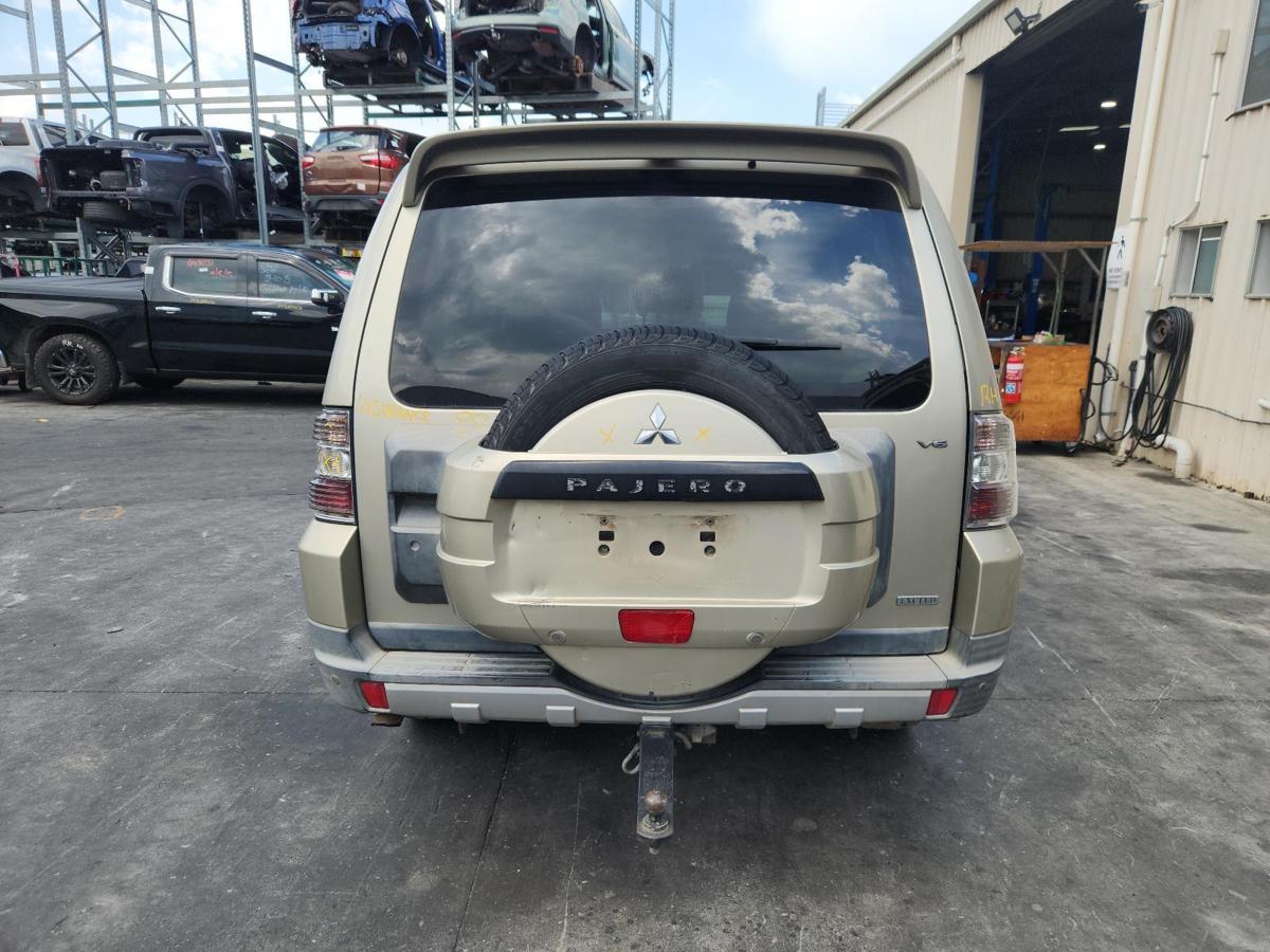 Bootlid/Tailgate for MITSUBISHI PAJERO