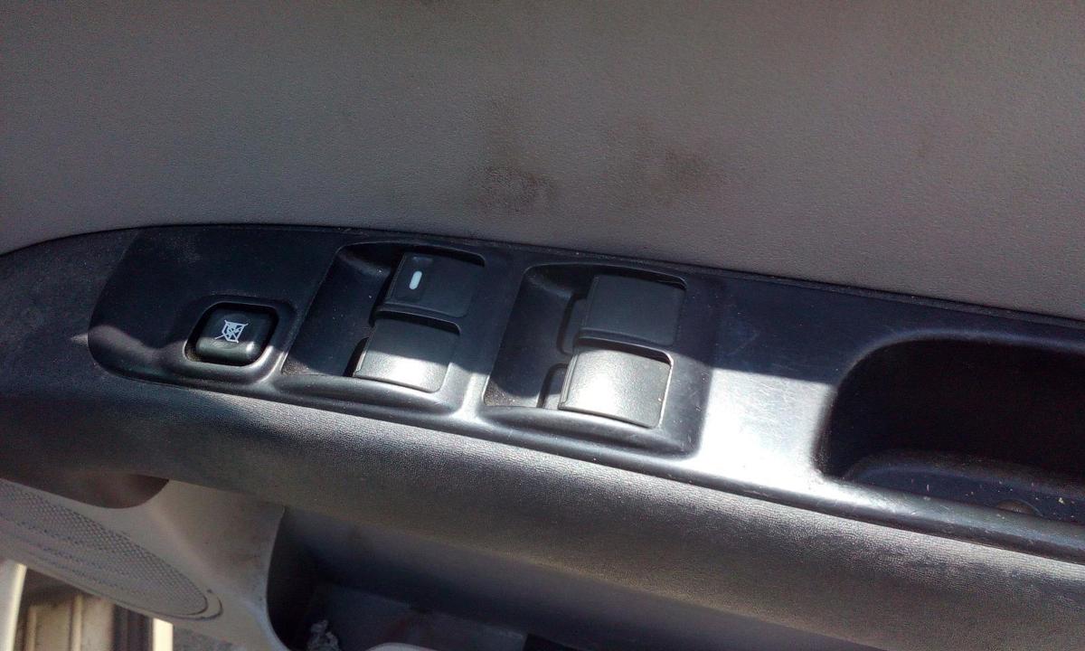 1000686354-part-image