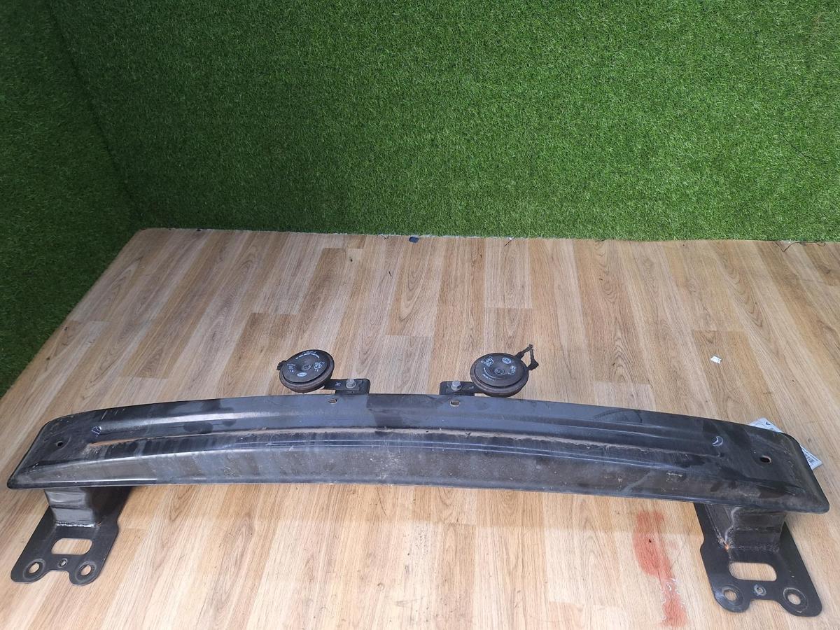 F/Bar Reinforc/Brack for MAHINDRA XUV500