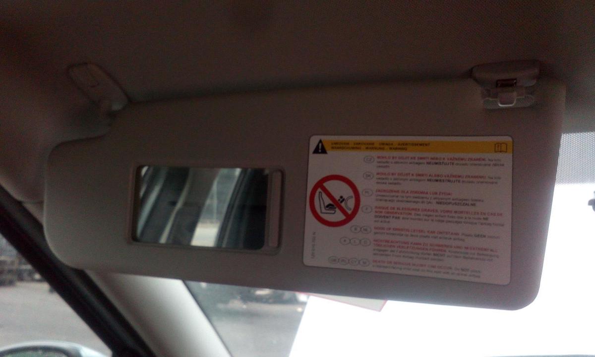 1000561089-part-image