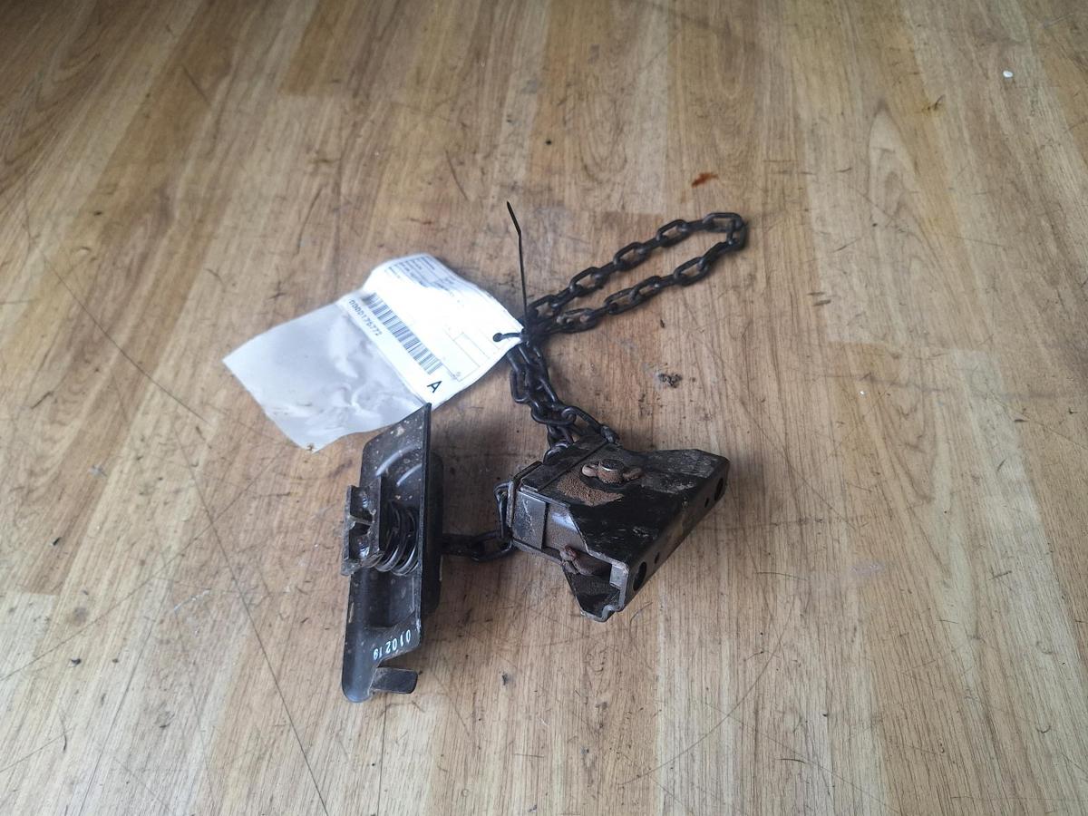 1000872032-part-image