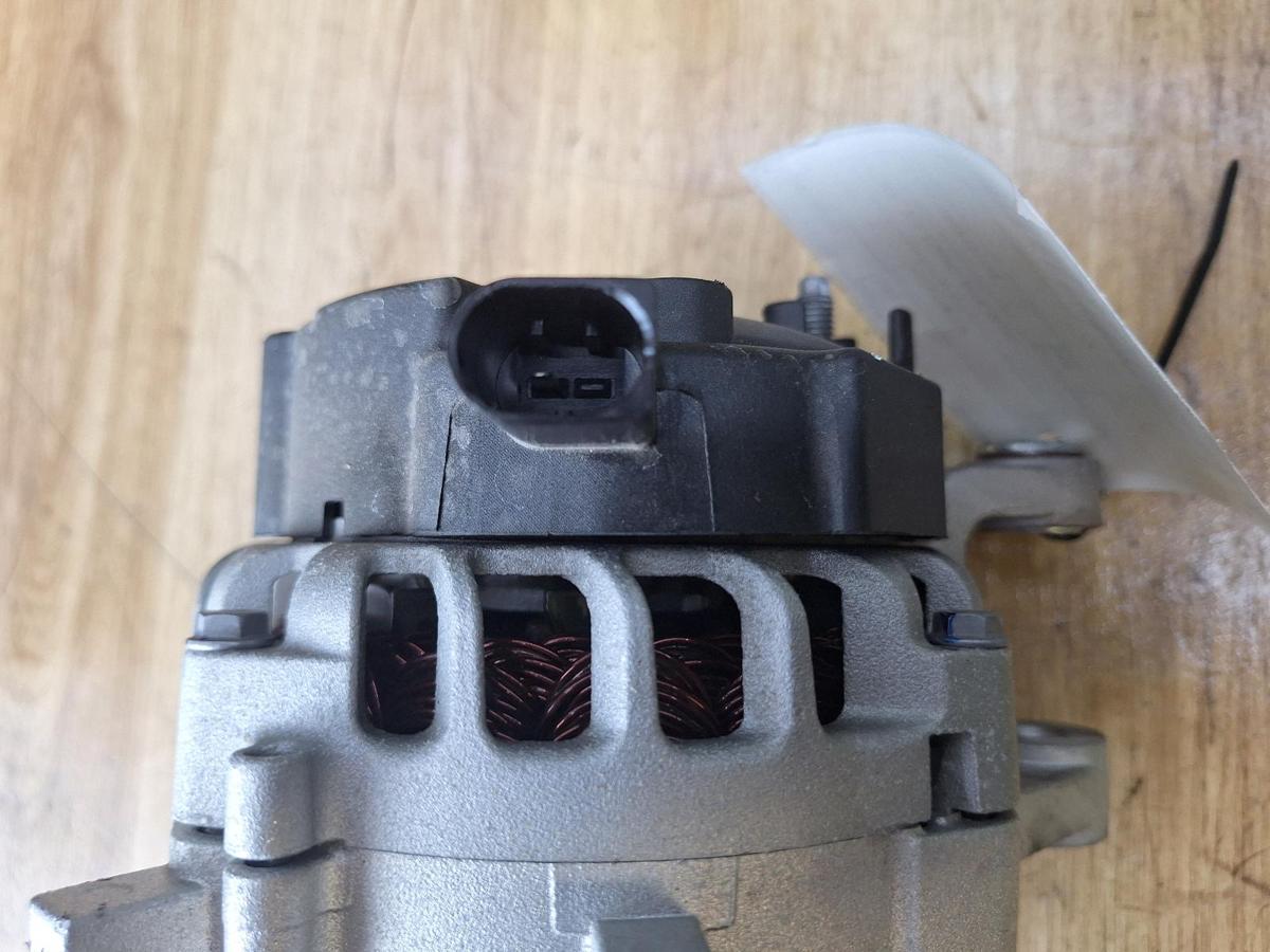 Alternator for LDV D90